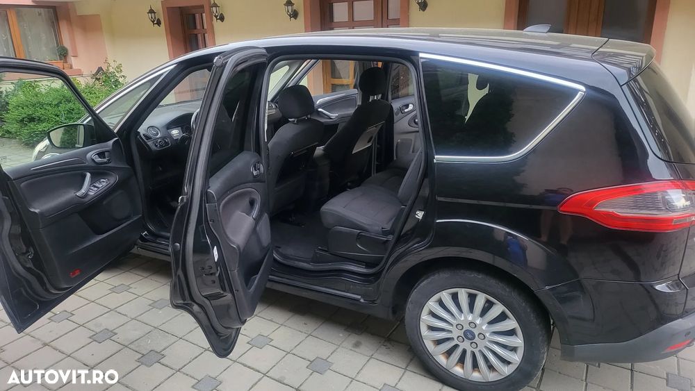 Ford S-Max - 28