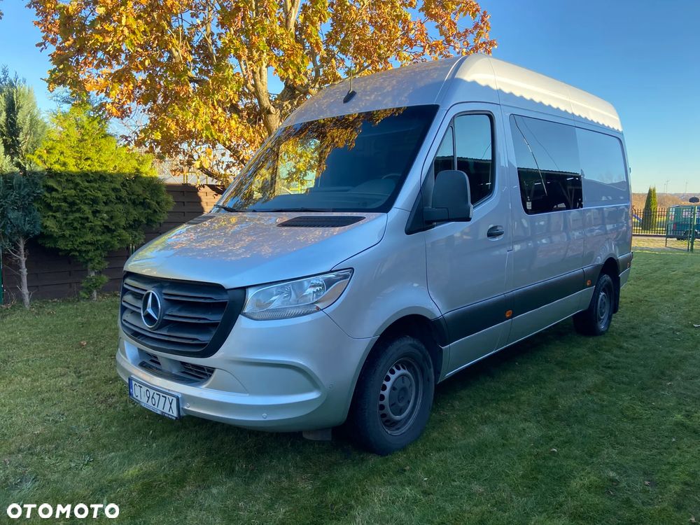 Mercedes-Benz Sprinter - 2