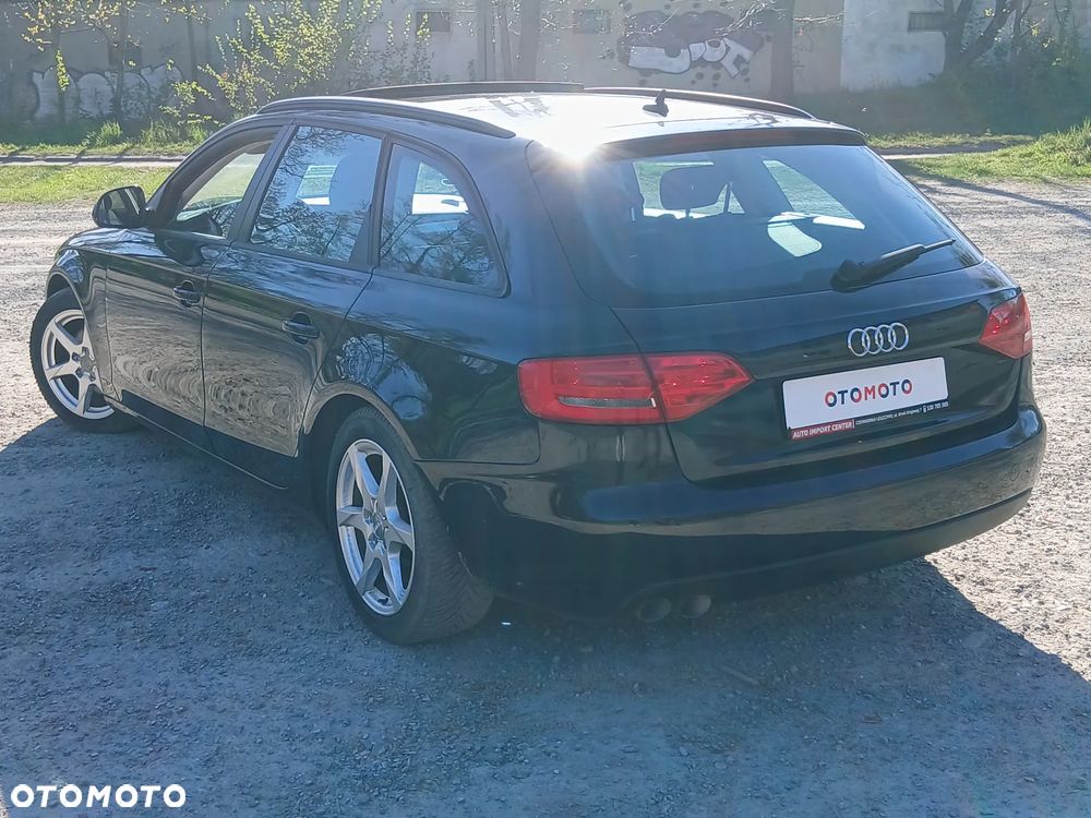 Audi A4 Avant 2.0 TDI DPF Attraction - 5