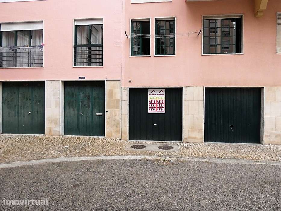 Garagem de 44 m² para 3 viaturas em Massamá – Excelente Investimento - Grande imagem: 4/22