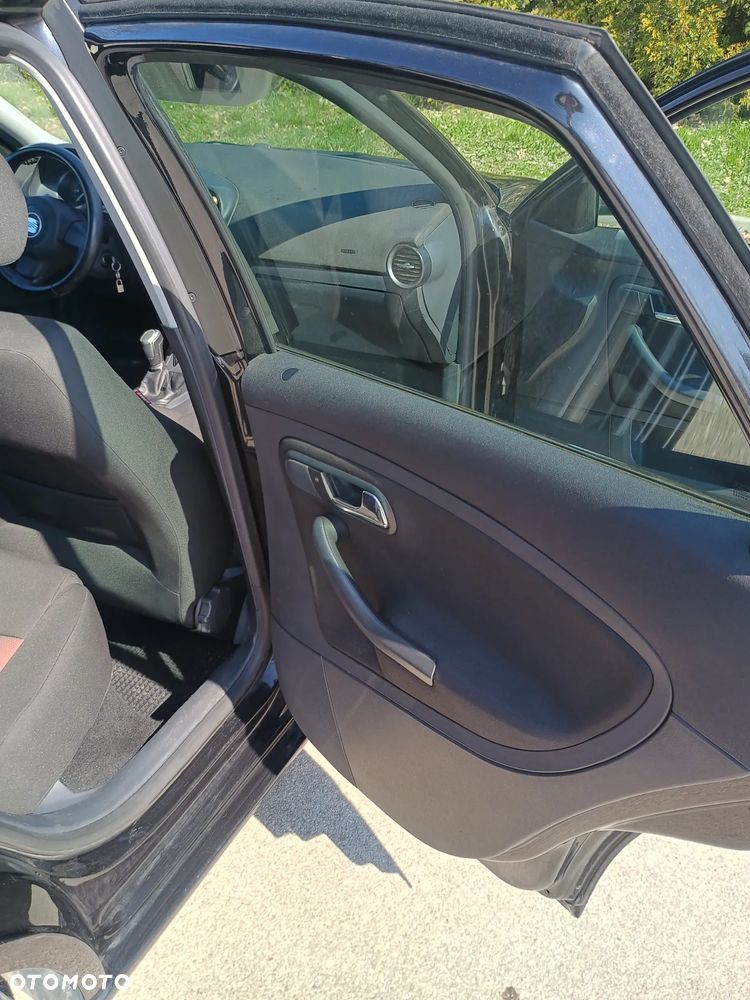 Seat Ibiza 1.4 16V Sport - 20