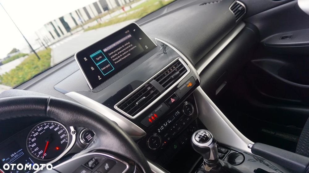 Mitsubishi Eclipse Cross 1.5 T Intense - 26