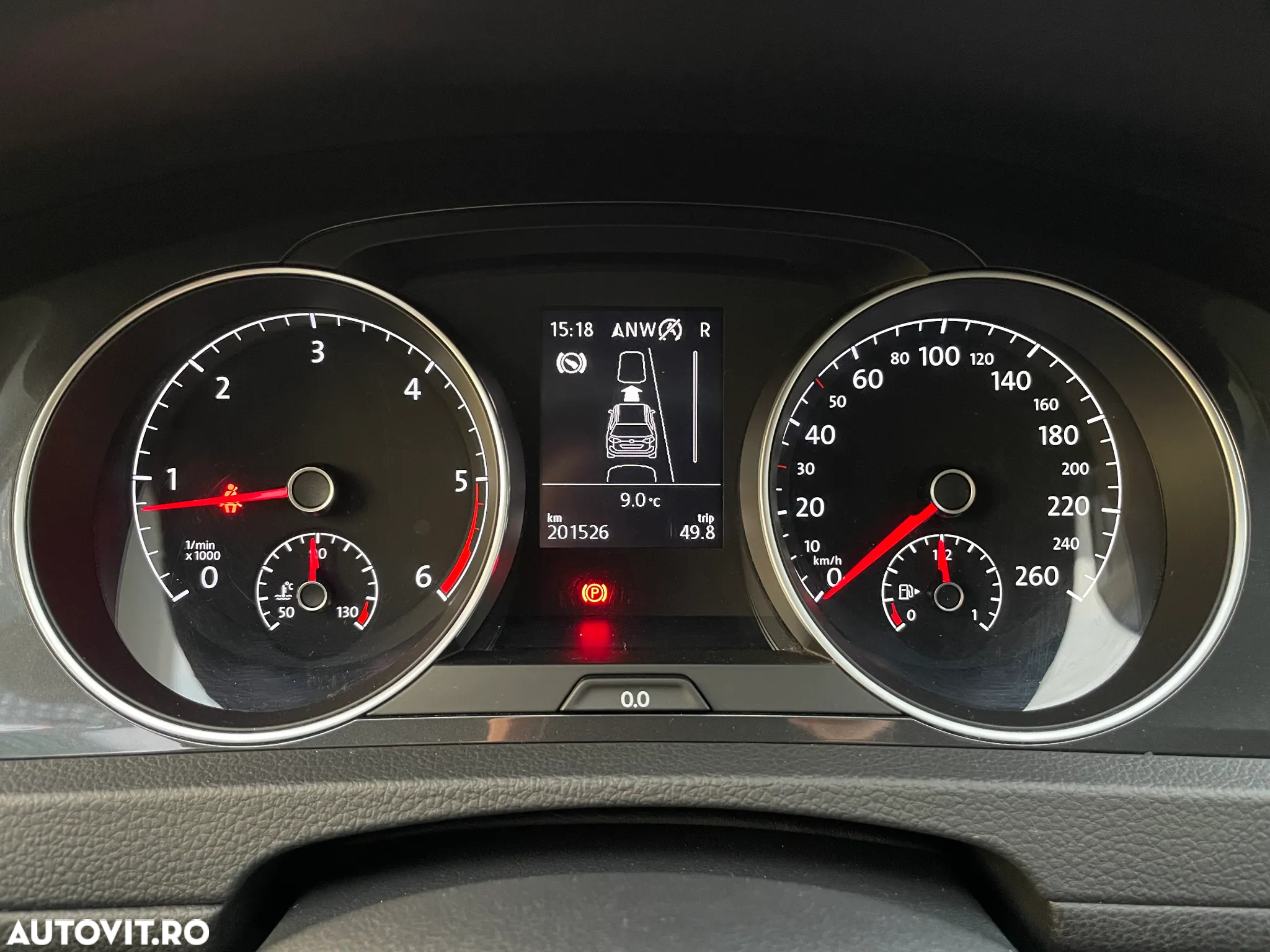 Volkswagen Golf 1.6 TDI DSG Highline - 32