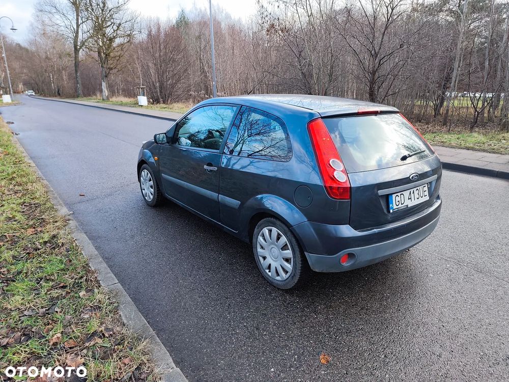 Ford Fiesta - 2