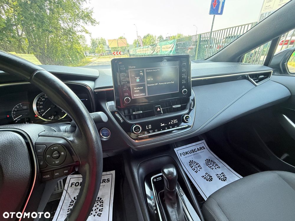 Toyota Corolla 1.8 Hybrid Comfort - 16