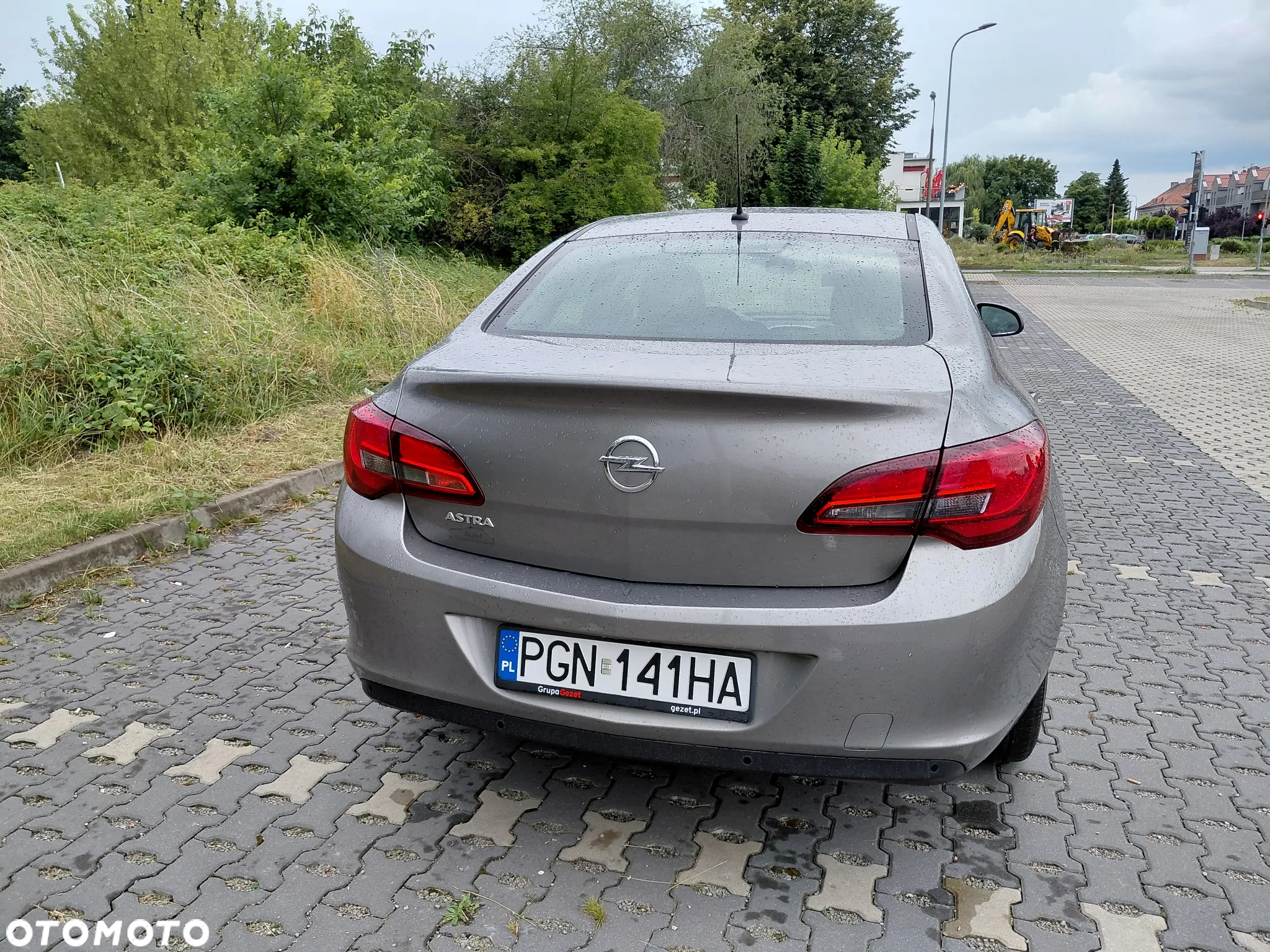 Opel Astra IV 1.6 Active EU6 - 2