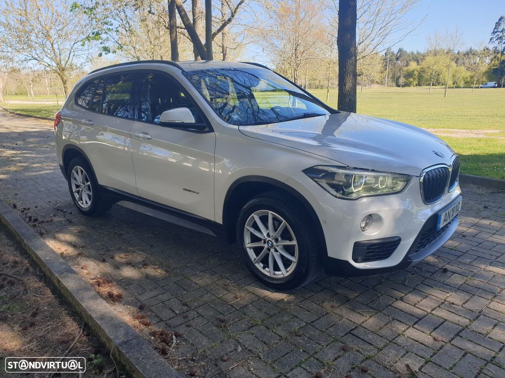 BMW X1 16 d sDrive Line Sport - 3