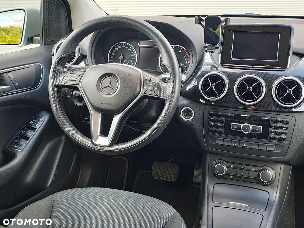 Mercedes-Benz Klasa B 180 (BlueEFFICIENCY) 7G-DCT - 12