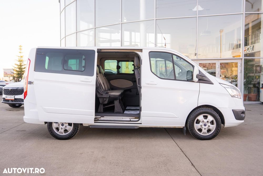 Ford Tourneo Custom - 6