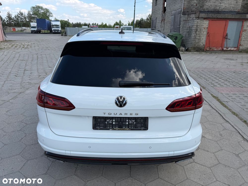 Volkswagen Touareg 3.0 V6 TDI SCR 4Motion Automatik R-Line - 4