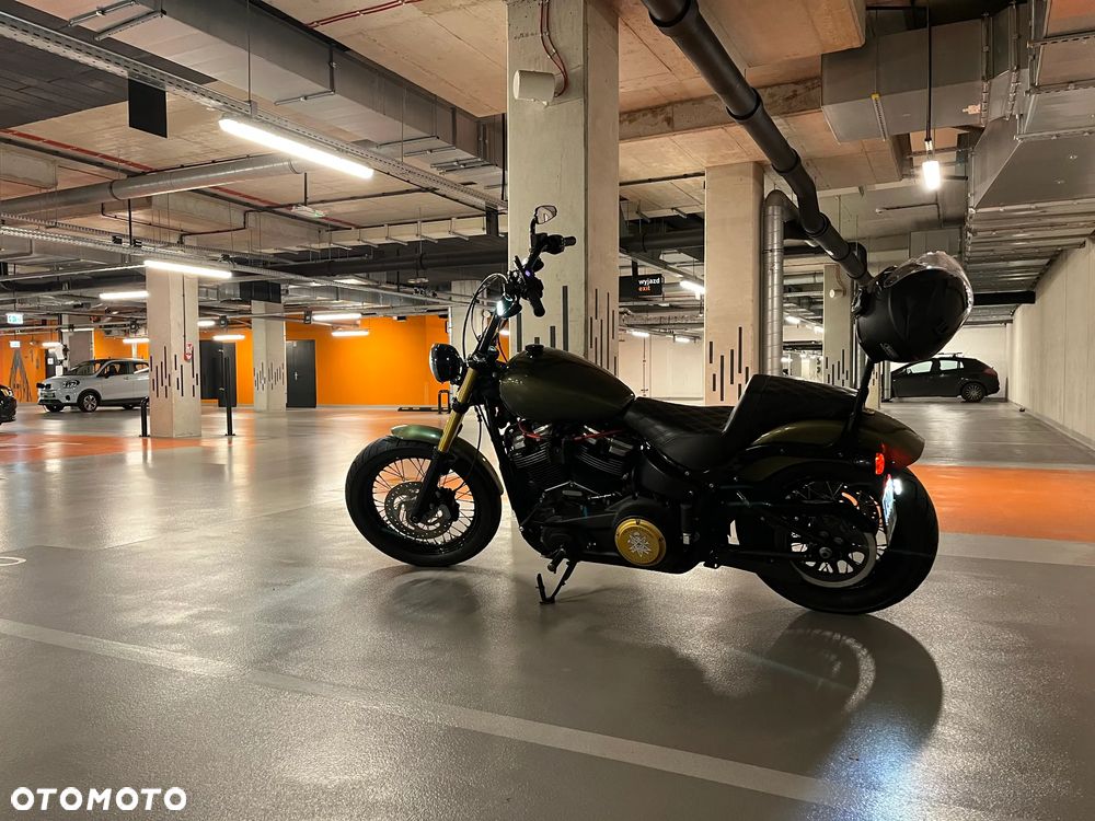 Harley-Davidson Softail Street Bob - 15