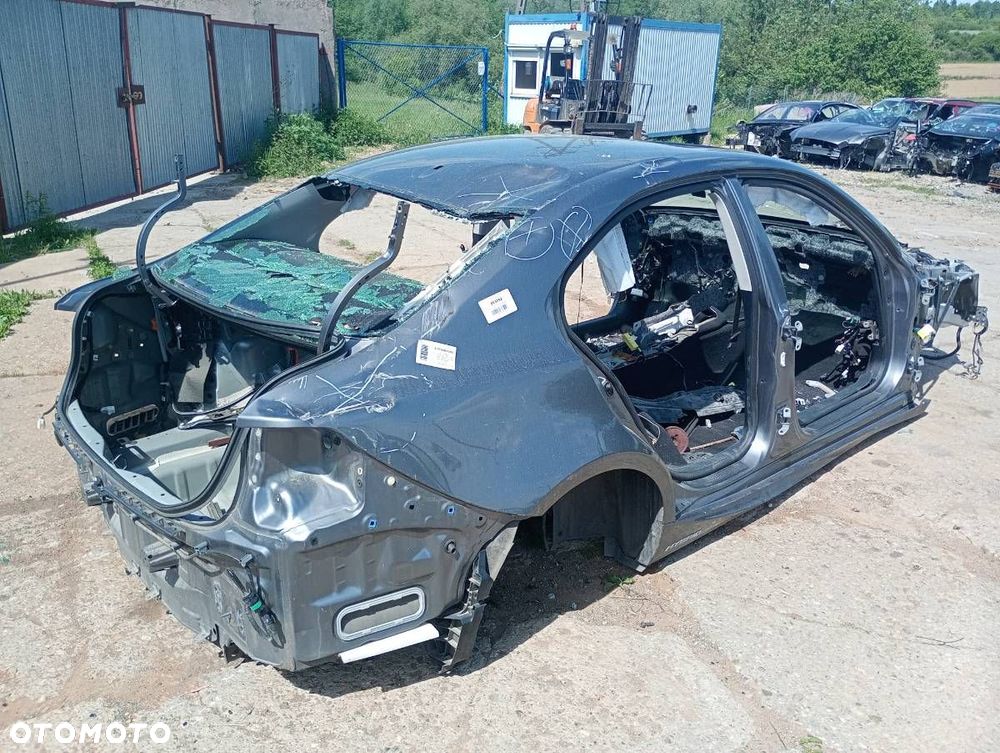 KAROSERIA ĆWIARTKA BŁOTNIK PRÓG DACH PODŁUŻNICA  LEXUS IS III (_E3_) 2013 - 2022 300h (AVE30_) - 1