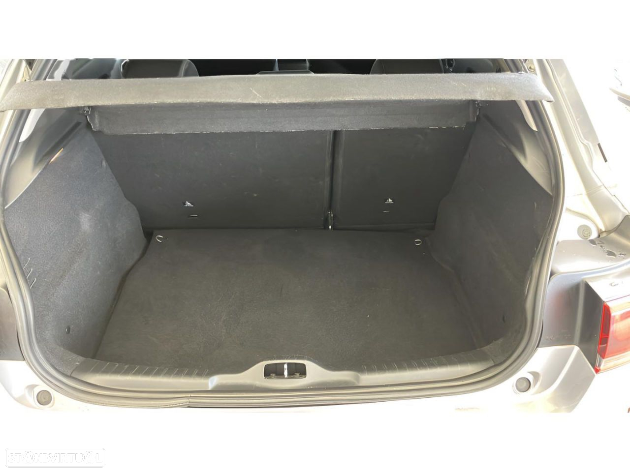 Citroën C4 Cactus 1.5 BlueHDi Shine EAT6 - 9