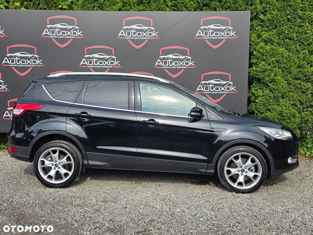 Ford Kuga 2.0 TDCi 2x4 Titanium - 10