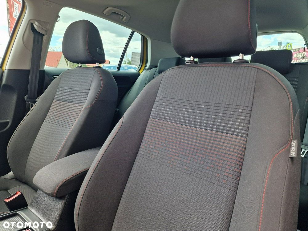 Volkswagen Golf 1.5 TSI ACT DSG Sound - 22