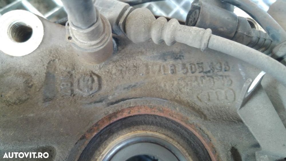 Fuzeta dreapta spate 3.0 tdi bug audi q7 4l 7l8505436 - 2