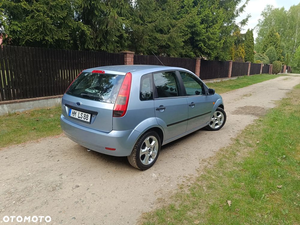 Ford Fiesta 1.3 Blues - 8