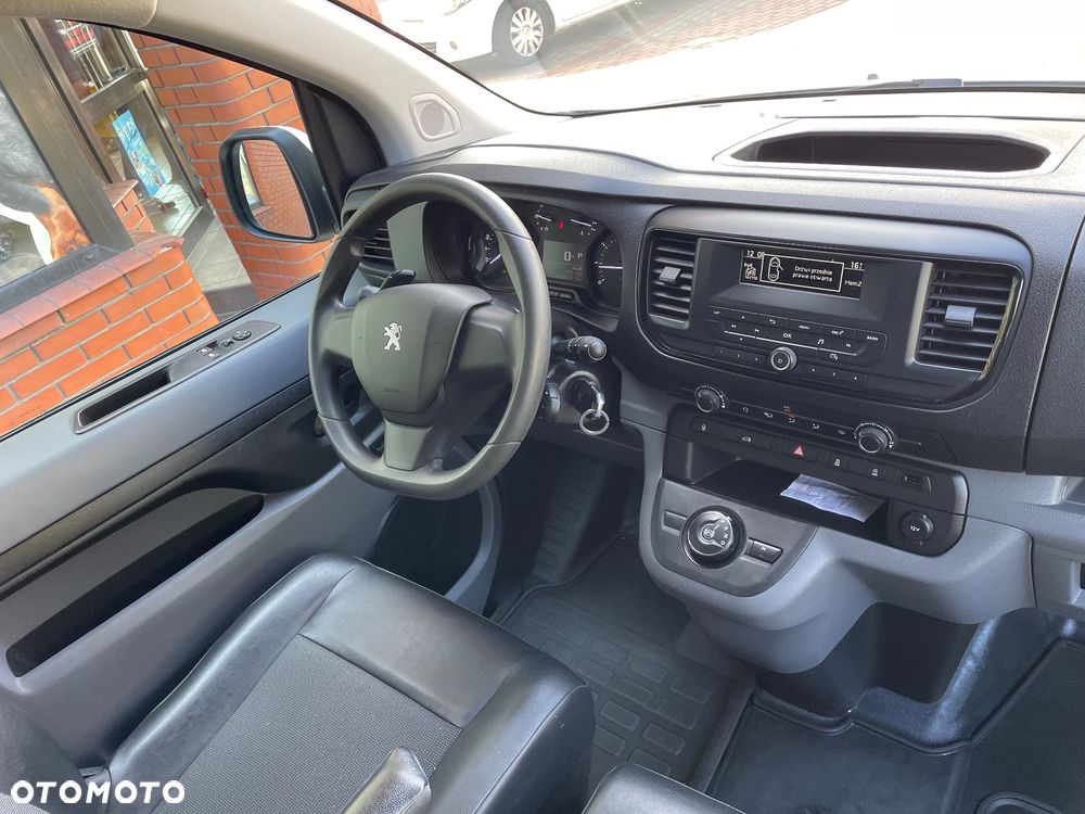 Peugeot Expert - 8
