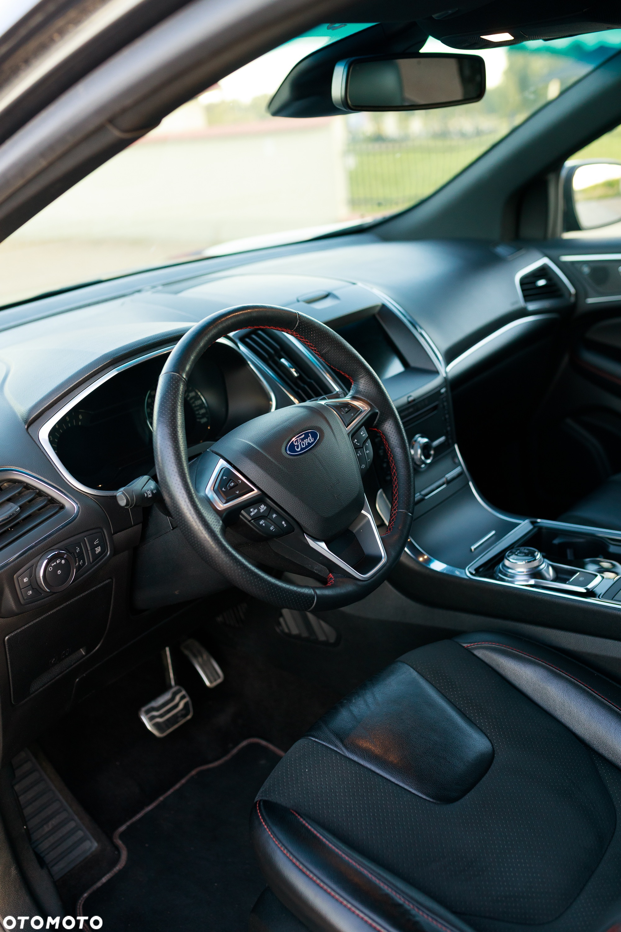 Ford Edge 2.0 EcoBlue Bi-Turbo 4x4 ST-LINE - 29