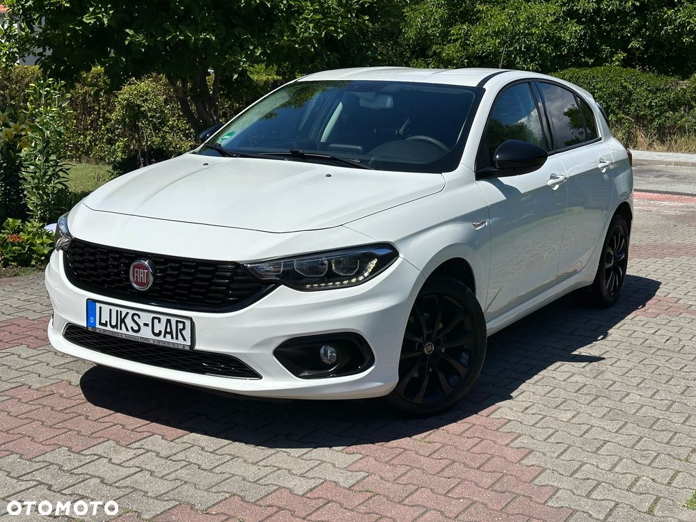 Fiat Tipo 1.4 T-Jet S-Design - 1