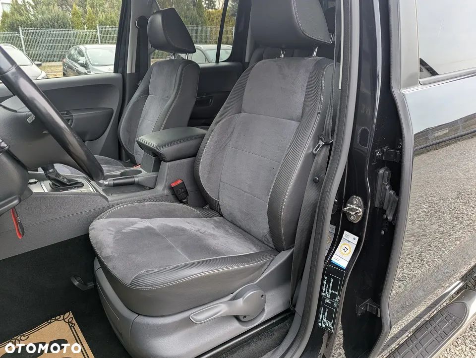 Volkswagen Amarok 2.0 BiTDI Autm Highline - 24