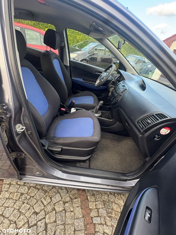 Hyundai i20 1.4 Comfort - 16