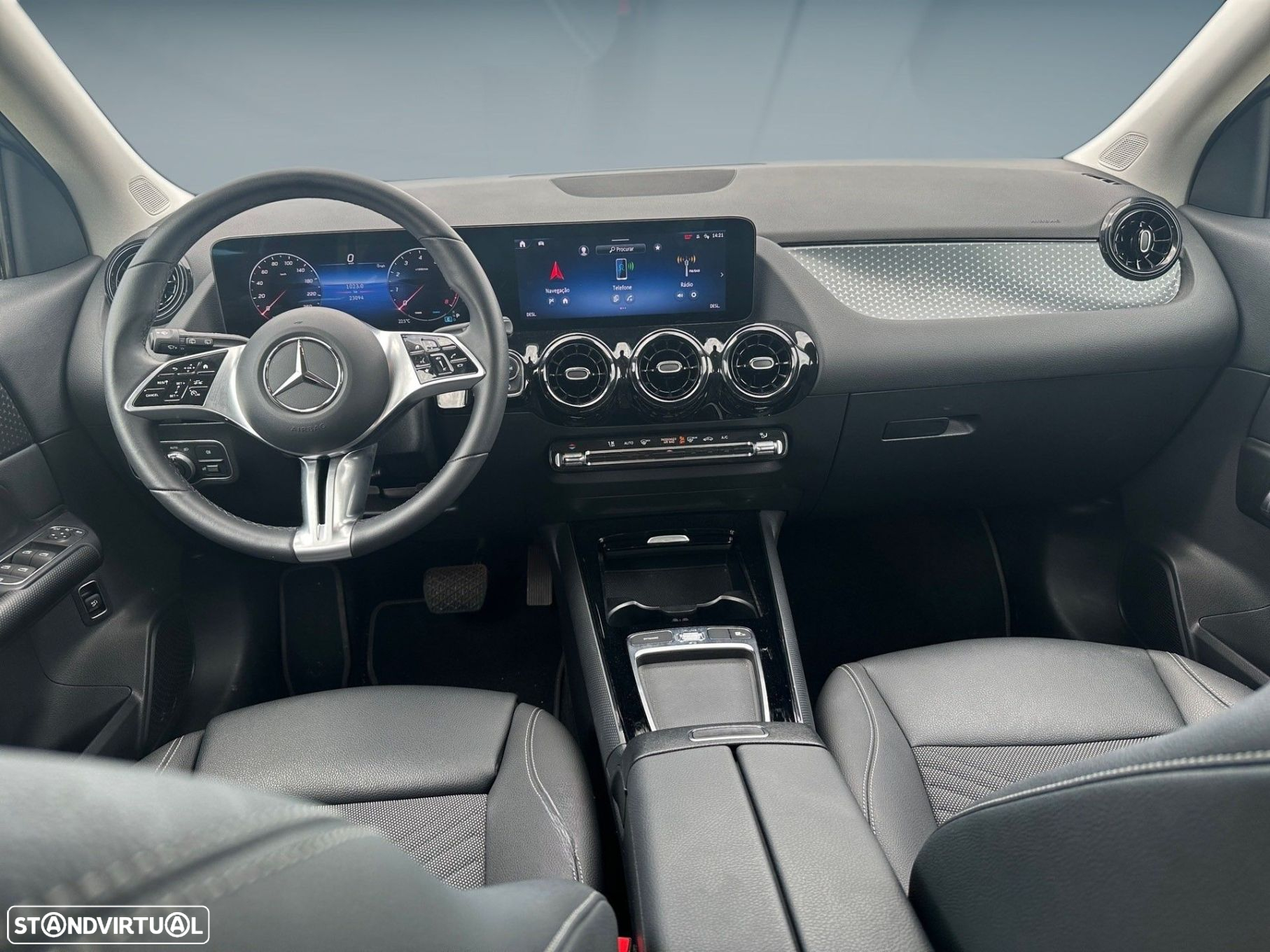 Mercedes-Benz GLA 200 Style - 9