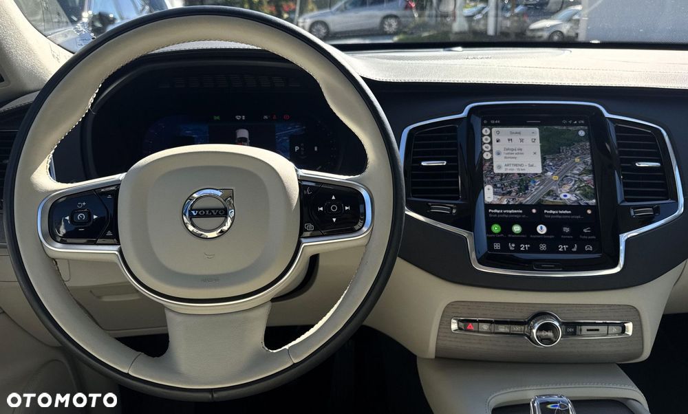 Volvo XC 90 - 13