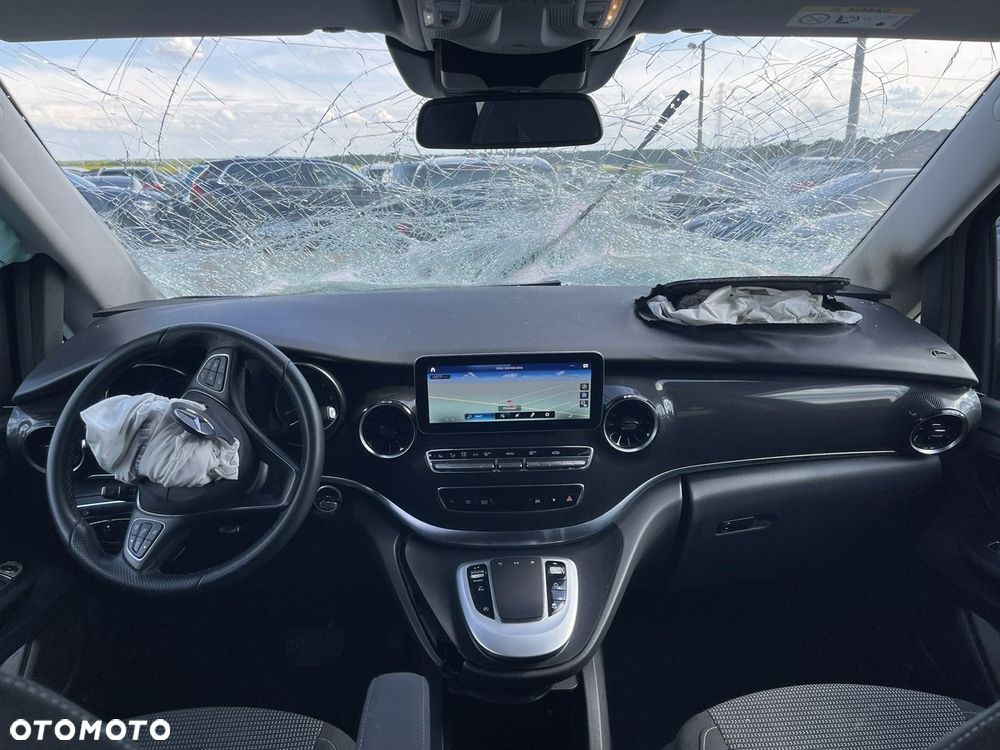Mercedes-Benz Klasa V 250 d kompakt 4Matic 9G-TRONIC Avantgarde - 10