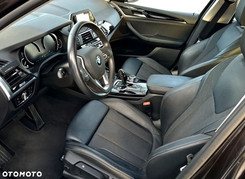 BMW X3 xDrive20d - 11