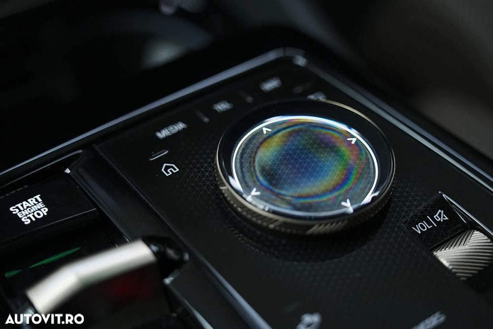 BMW Seria 5 540d xDrive AT MHEV - 29