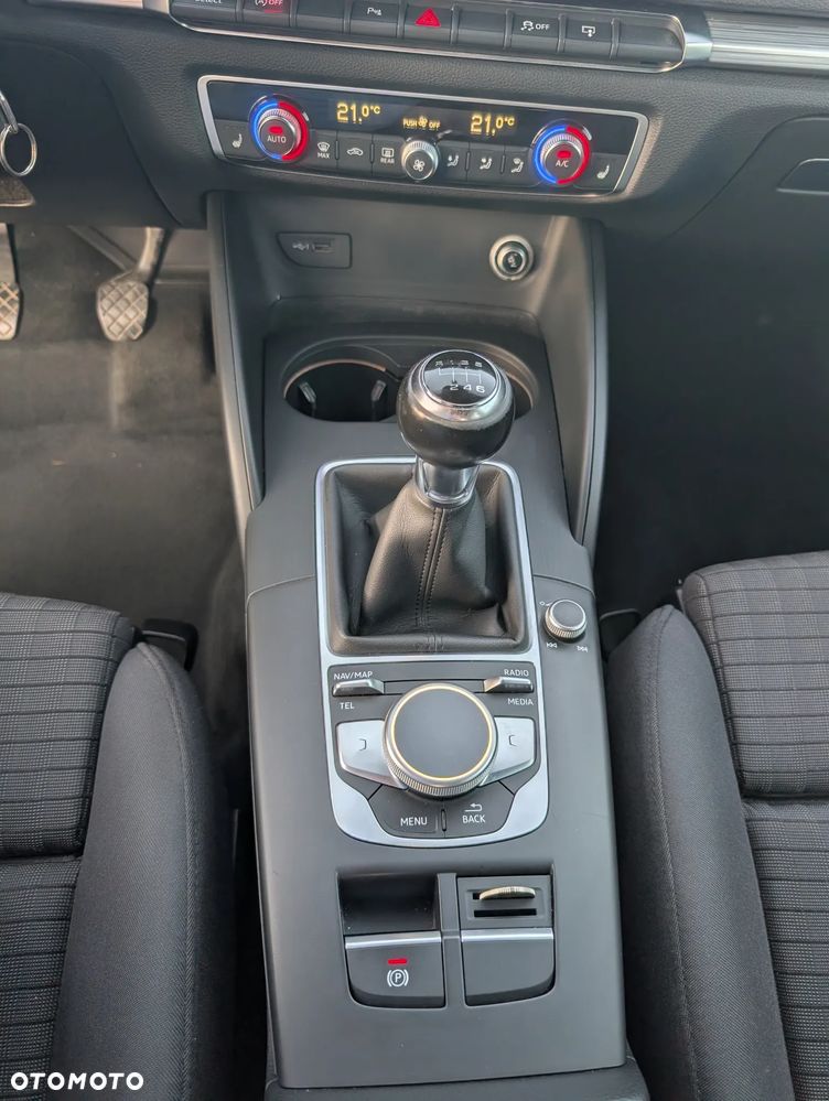 Audi A3 Sportback 2.0 TDI Sport - 17