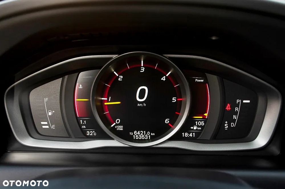 Volvo XC 60 D3 Geartronic Ocean Race - 36