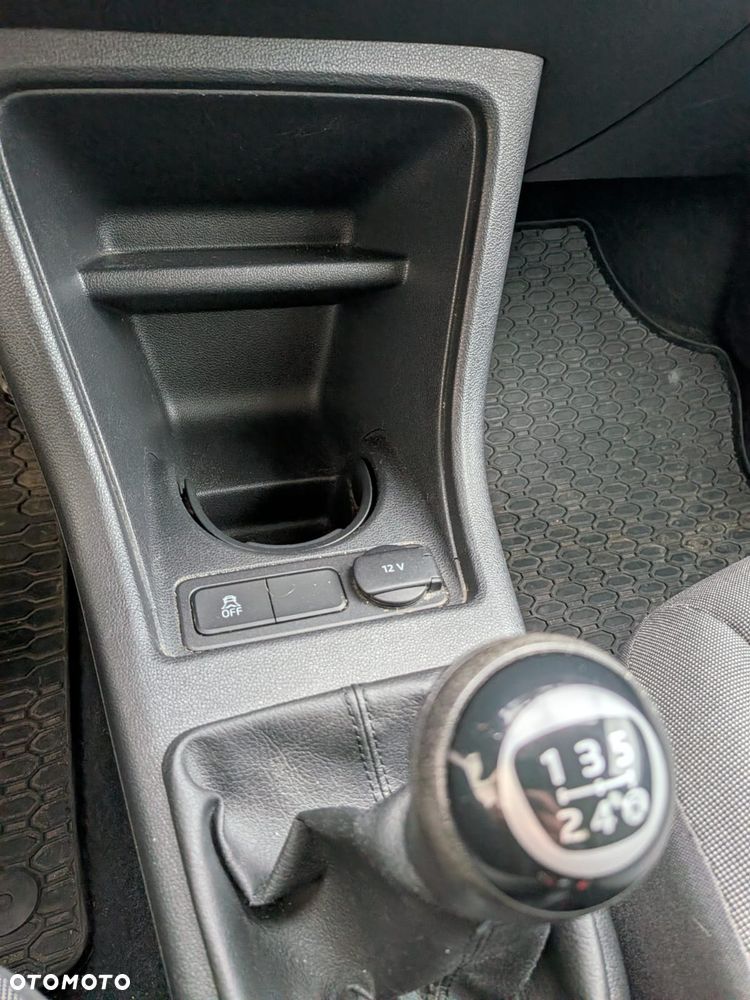 Volkswagen up! 1.0 move - 9
