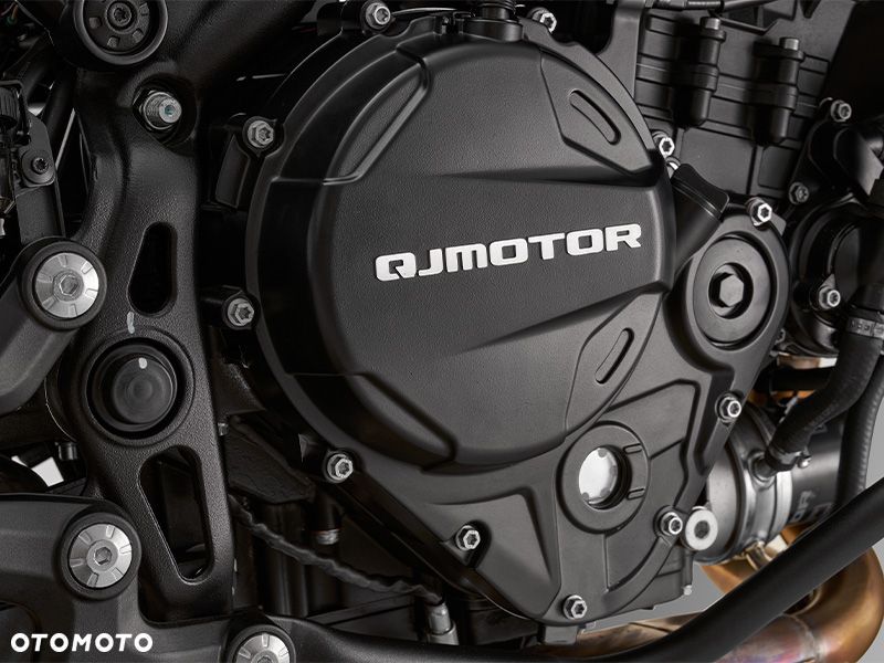 QJMOTOR SRT900SX - 4