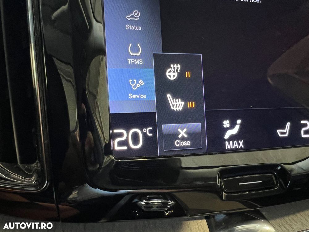 Volvo XC 60 B4 MHEV AWD Inscription - 14