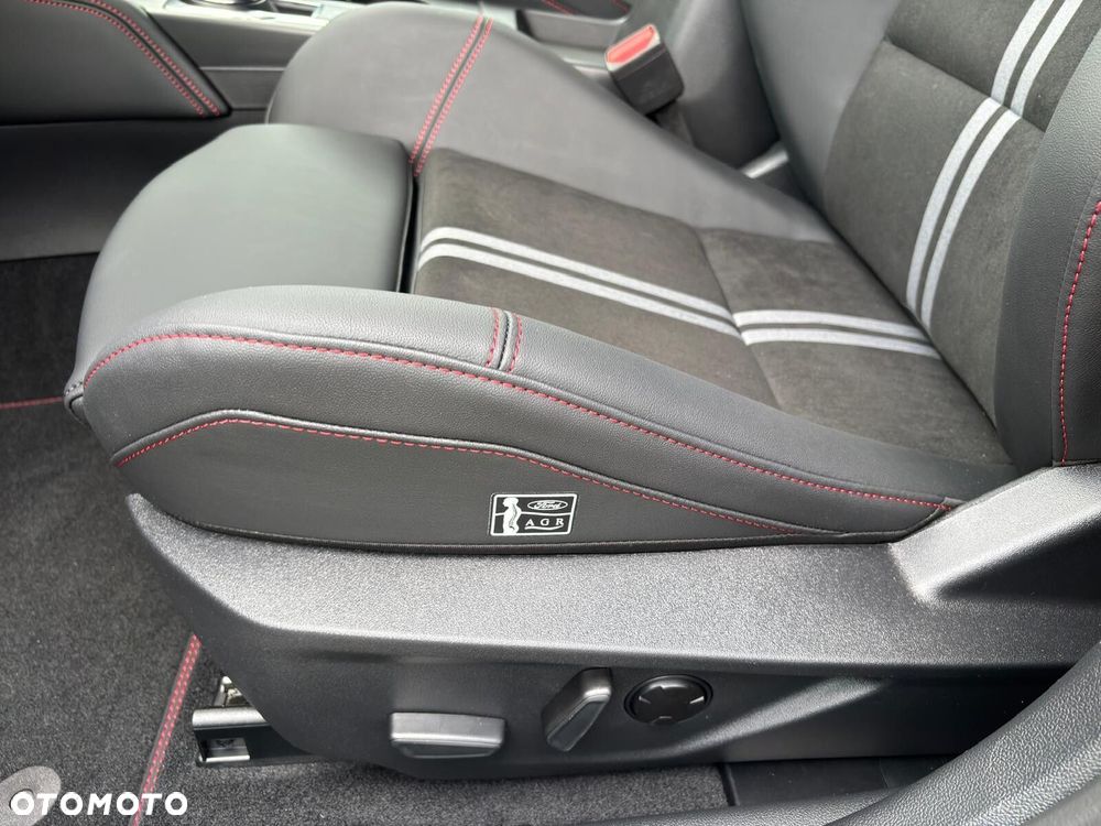 Ford Focus - 16