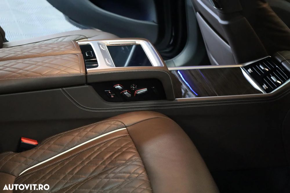 BMW Seria 7 740Li xDrive - 18