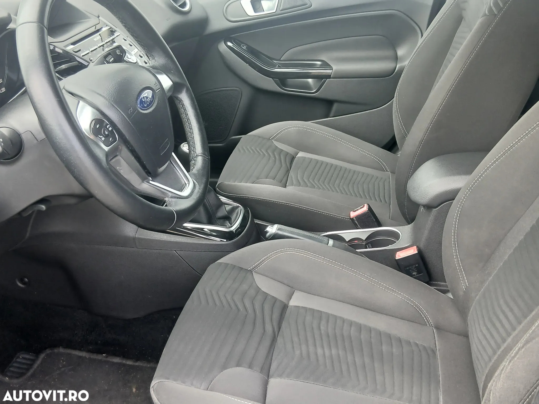 Ford Fiesta 1.0 EcoBoost S&S ACTIVE - 6