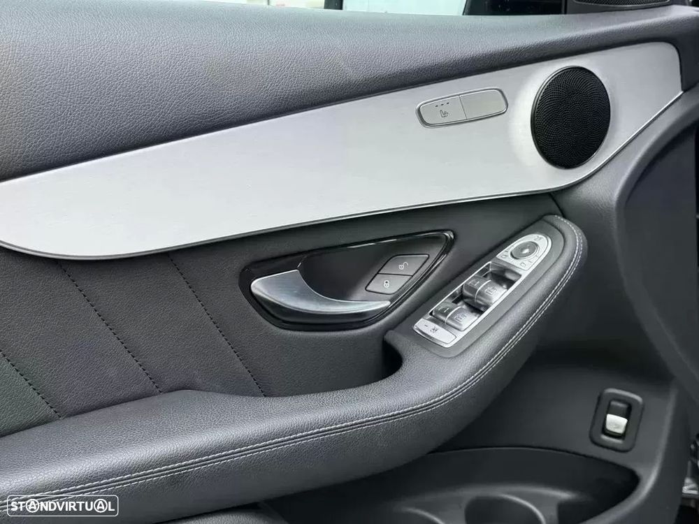 Mercedes-Benz GLC 300 de Coupé 4Matic - 22