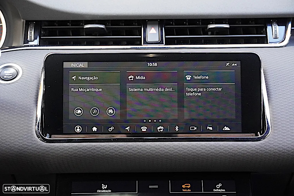Land Rover Range Rover Evoque 2.0 D180 AWD R-Dynamic S Auto - 26