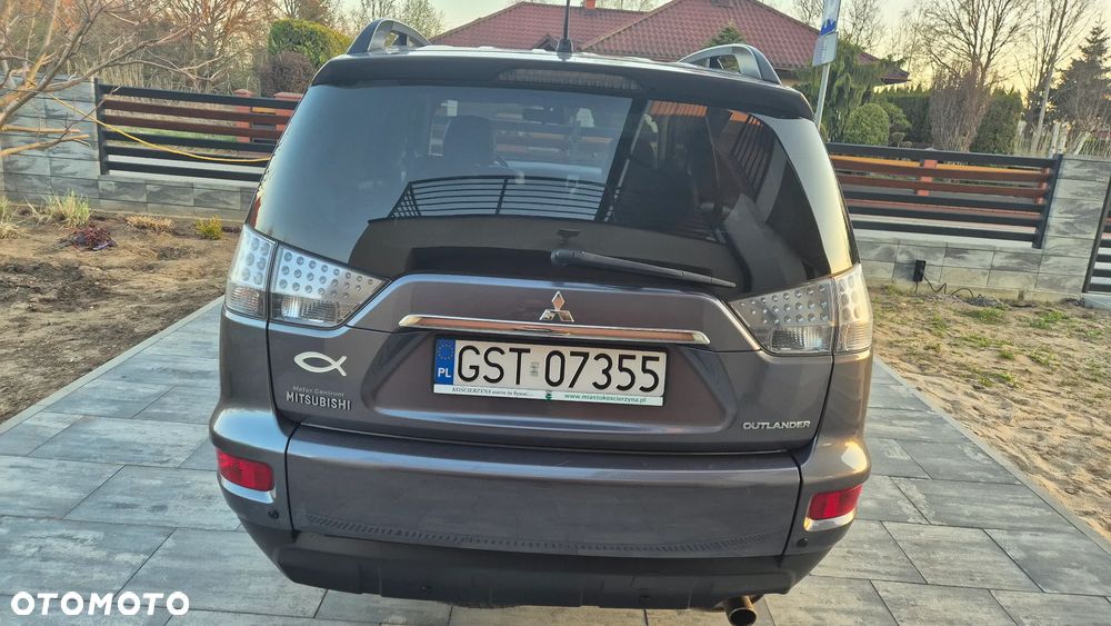 Mitsubishi Outlander 2.0 Intense 2WD EU5 - 8