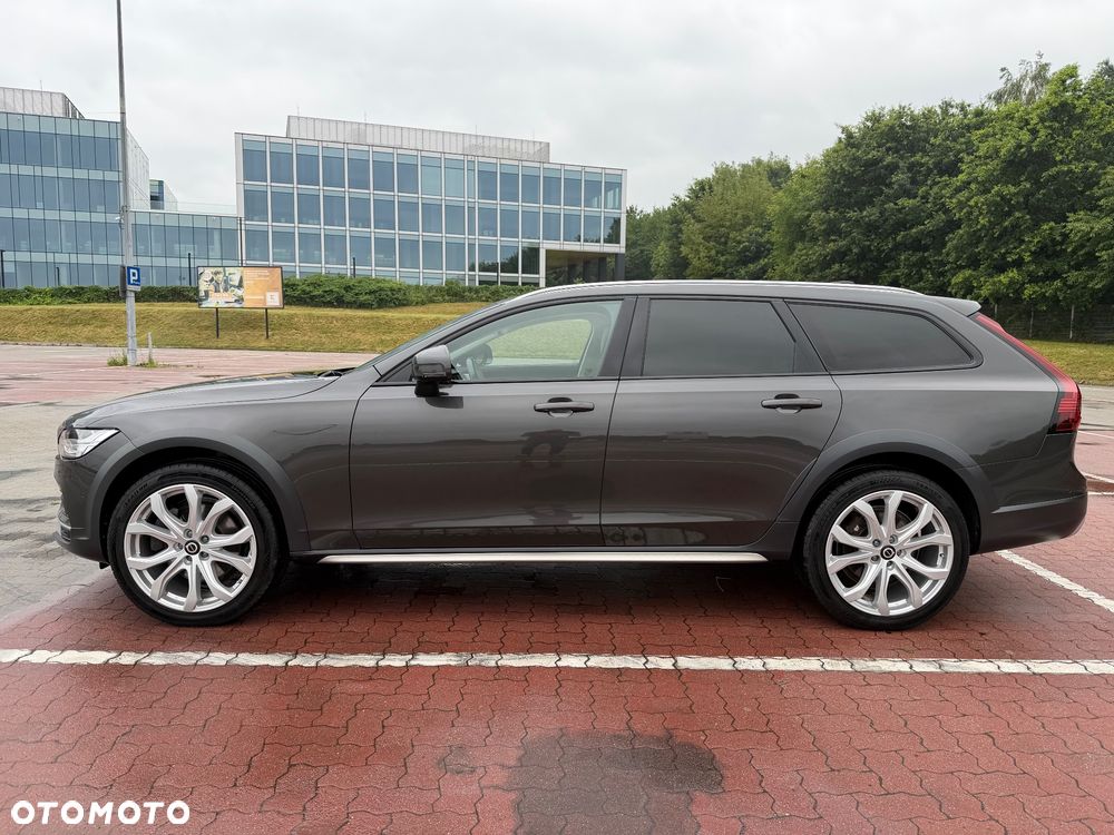 Volvo V90 Cross Country B5 D AWD Pro - 3
