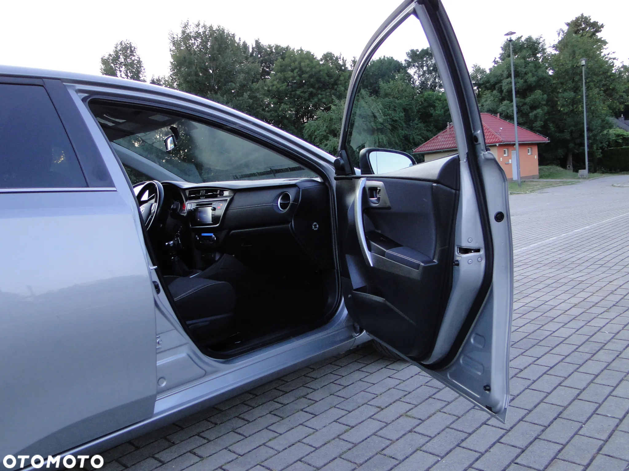 Toyota Auris - 21