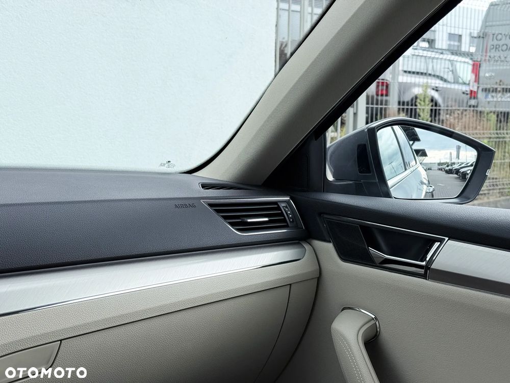 Skoda Superb 2.0 TSI Style DSG - 22