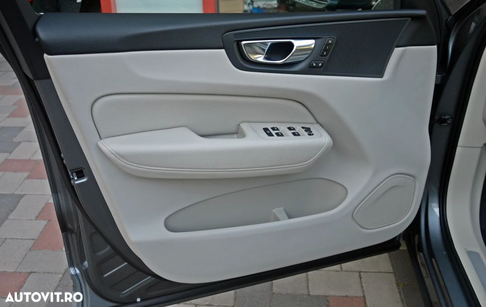 Volvo XC 60 T8 Twin Engine AWD Geartronic Inscription - 21