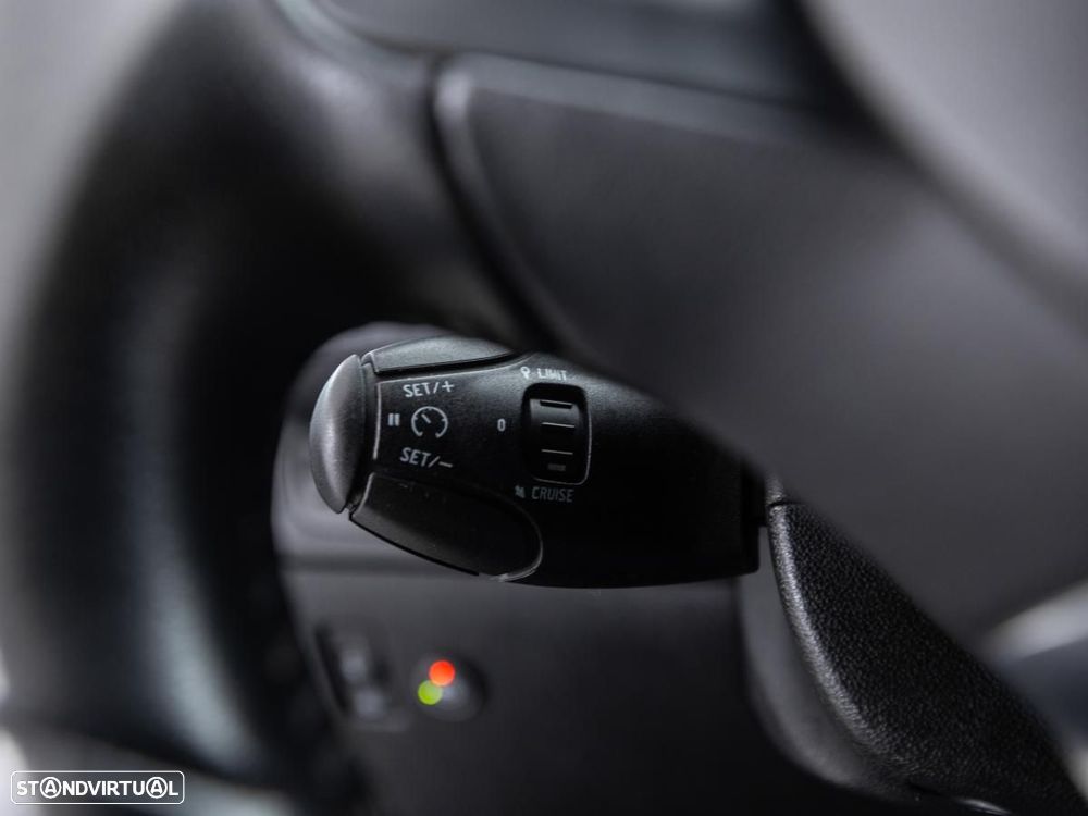 Peugeot 2008 - 15