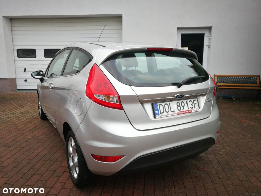 Ford Fiesta 1.25 Titanium - 11