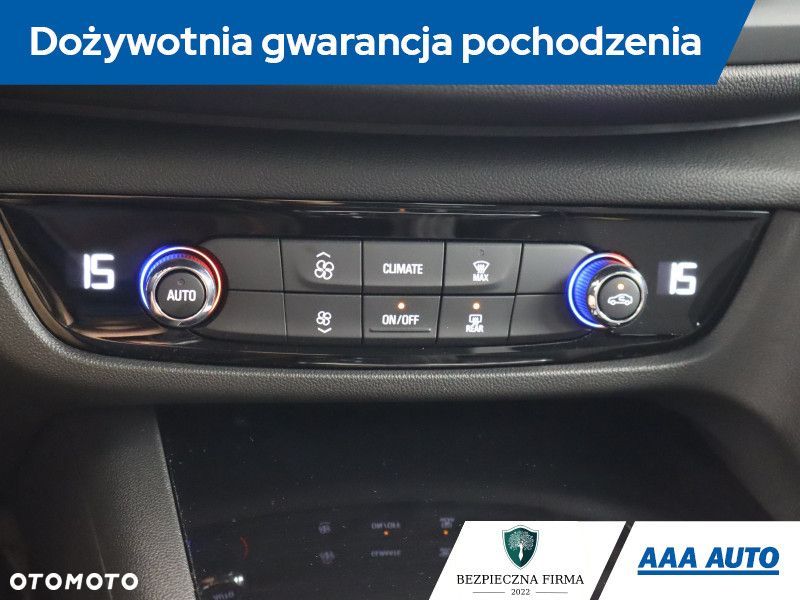 Opel Insignia - 21