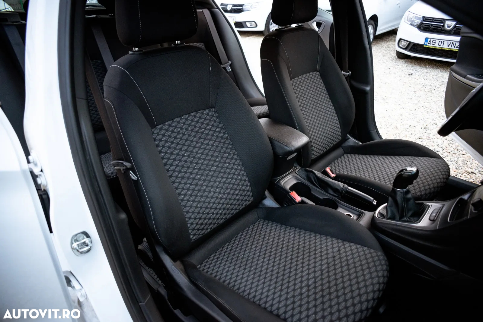 Opel Astra 1.4 ECOTEC Selection - 19